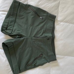 Athleta Trekkie North shorts, mountain olive, size 6, gently used